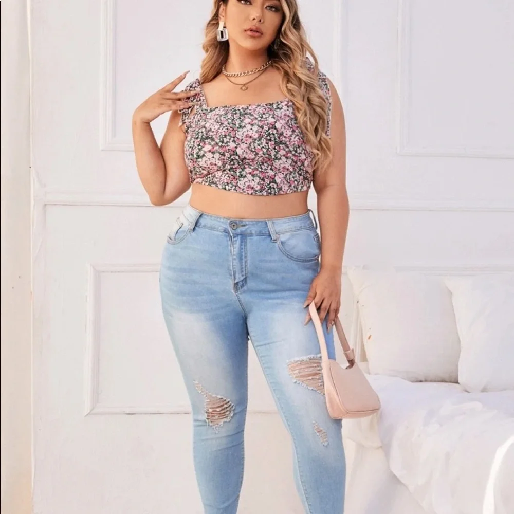 Shein Curvy Plus Crop Top NEW - Picture 4 of 6